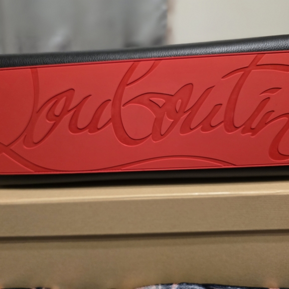 Christian Louboutin Cabata large - Picture 6 of 14